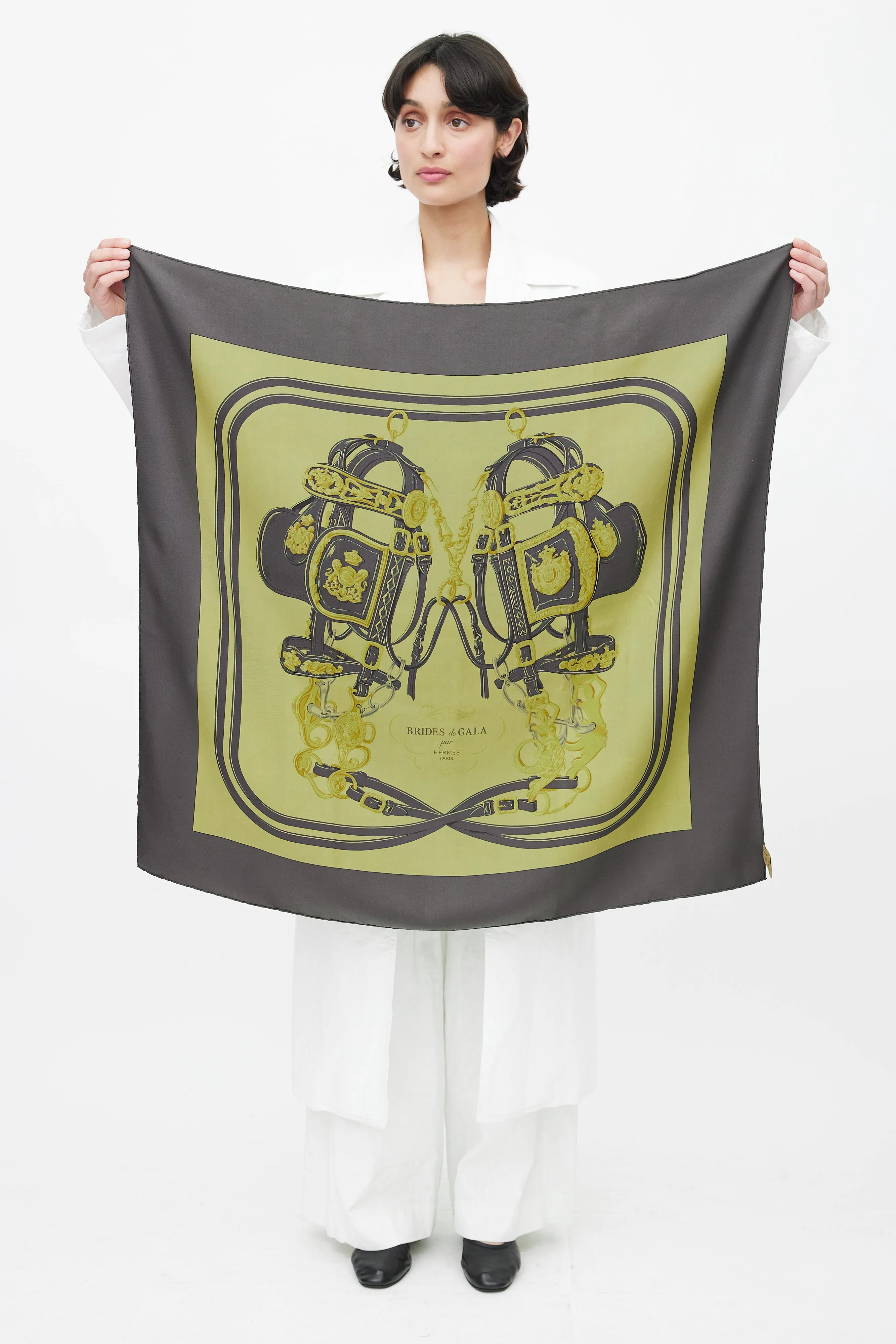 2010 Green Dip Dye Brides De Gala 90 Scarf