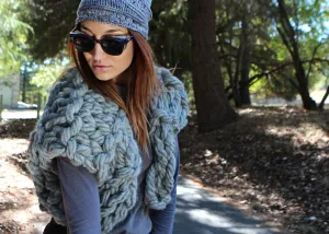 Arm Knit Vest