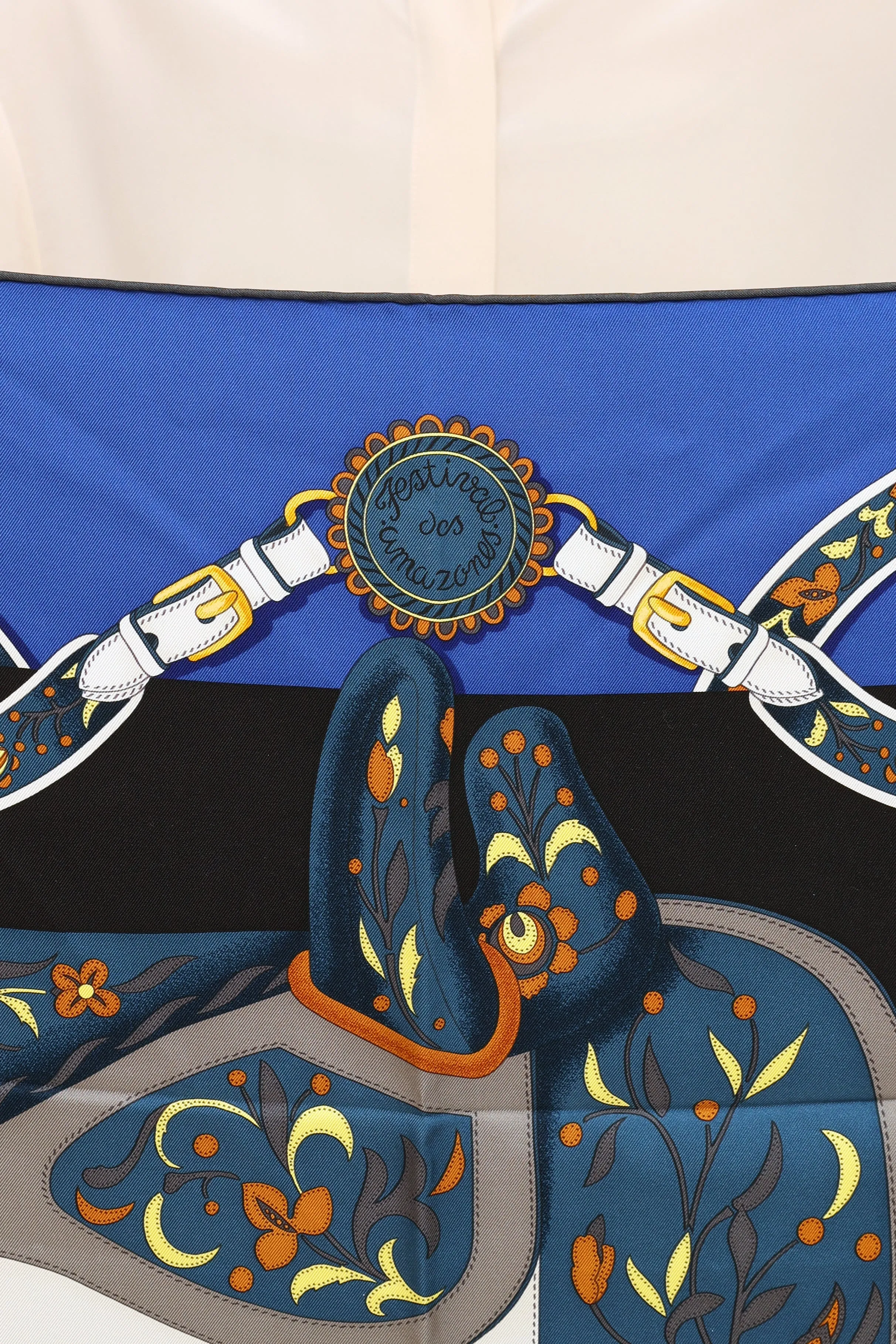 Blue Festival De Amazones Scarf